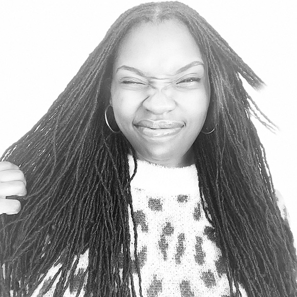 Meet your Posher, Aziza - Picture 8 of 10